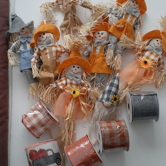 Fall Ribbon & Mini Scarecrows - Picture 6 of 7